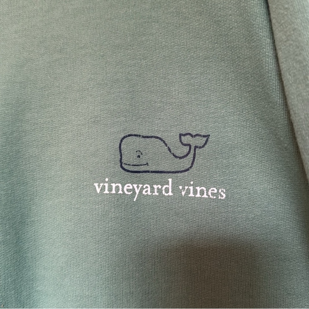 Vineyard Vines Men's Green Pullover - Picture 2 of 5